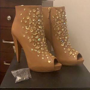 Report Signature Bowery Jewel open toe Bootie